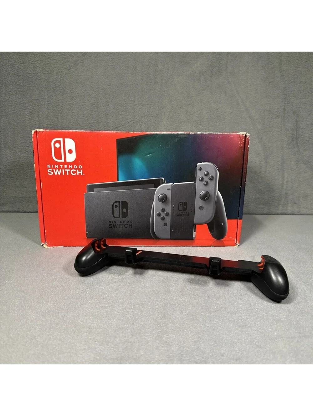 Nintendo Switch 32GB Console (HAC-001) with Gray Joy-Cons + Satisfye Grip Pro
